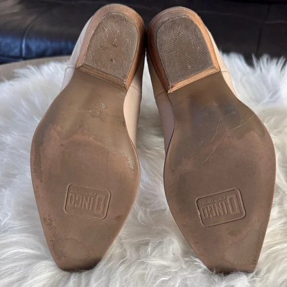 Dingo Floral Embroidered Cream Heeled Boots Sand AS IS size 7.5 - Picture 12 of 16